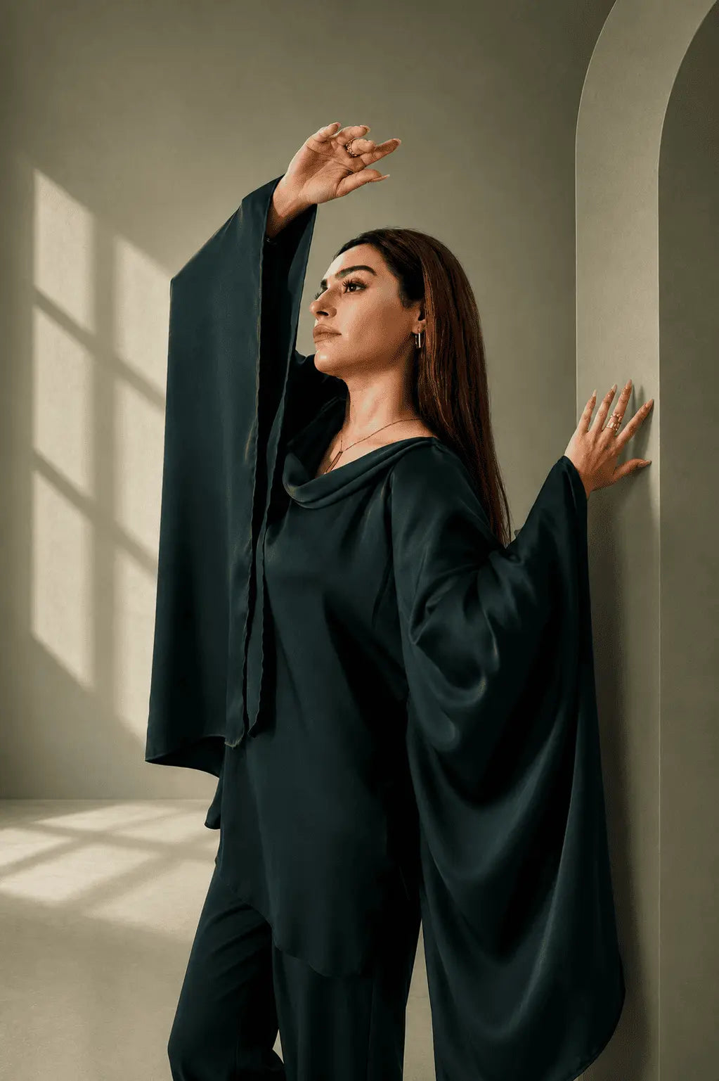 Emerald Green 2-Piece Poncho Set | Women's Elegant Outfit
